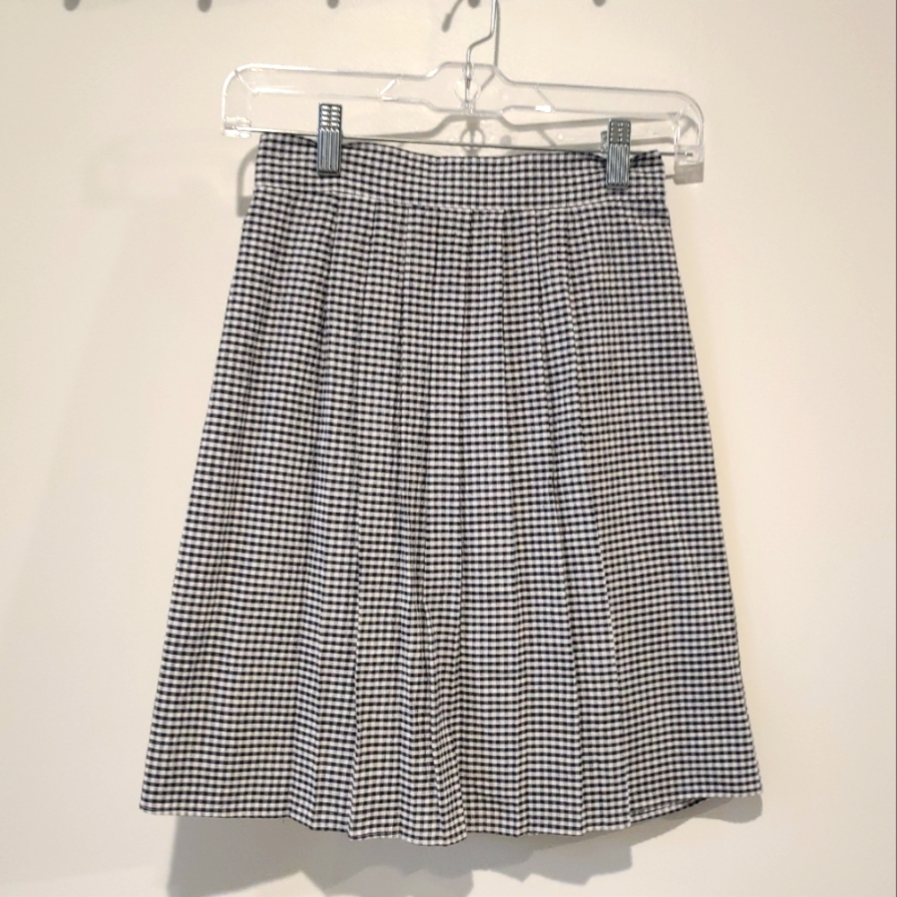 Maison Jules blue gingham skirt with small pleats, cottage core - XS